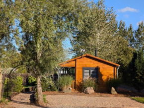 The Malvern Hills, Courtyard Cabins,Tom Cabin